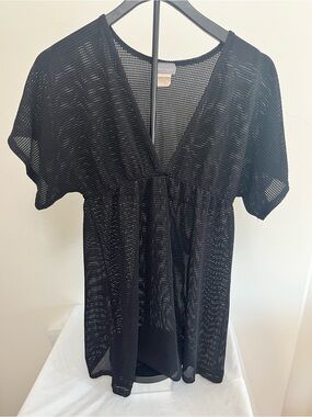 Jordan Taylor Black Mesh V-Neck Tunic